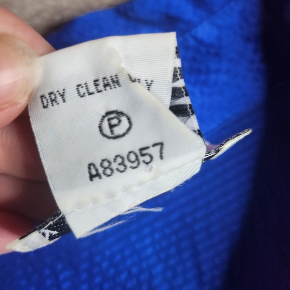 Vintage 100% Silk Royal Blue Linea By Louis Dell'Olia Long Sleeve Blouse - Picture 8 of 10